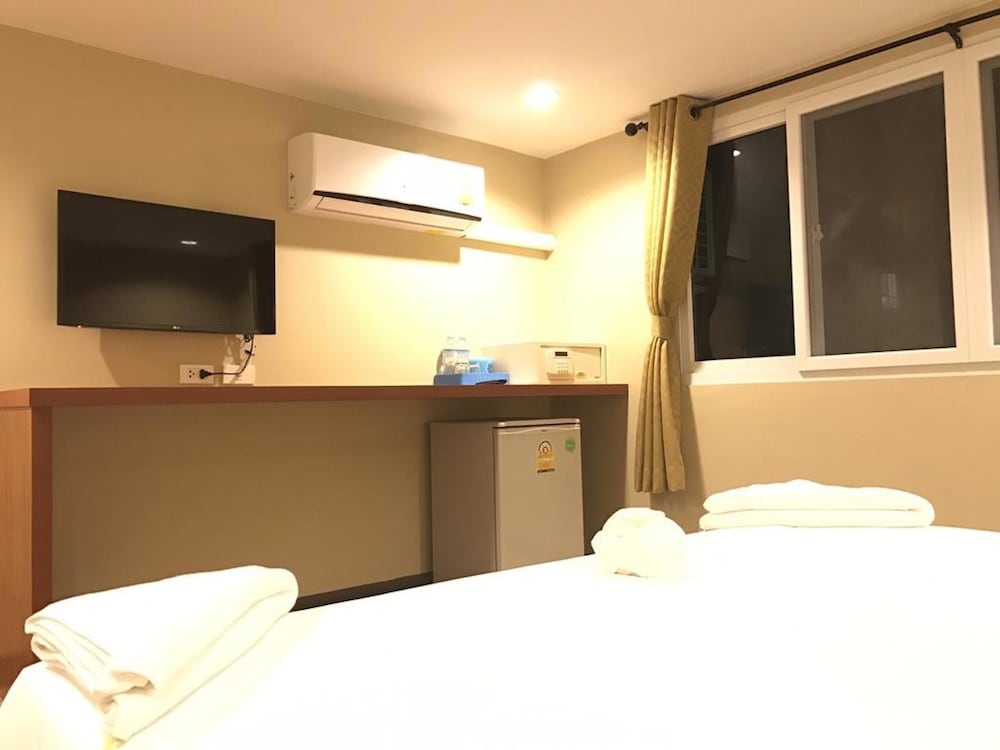 An Apartment 9/14