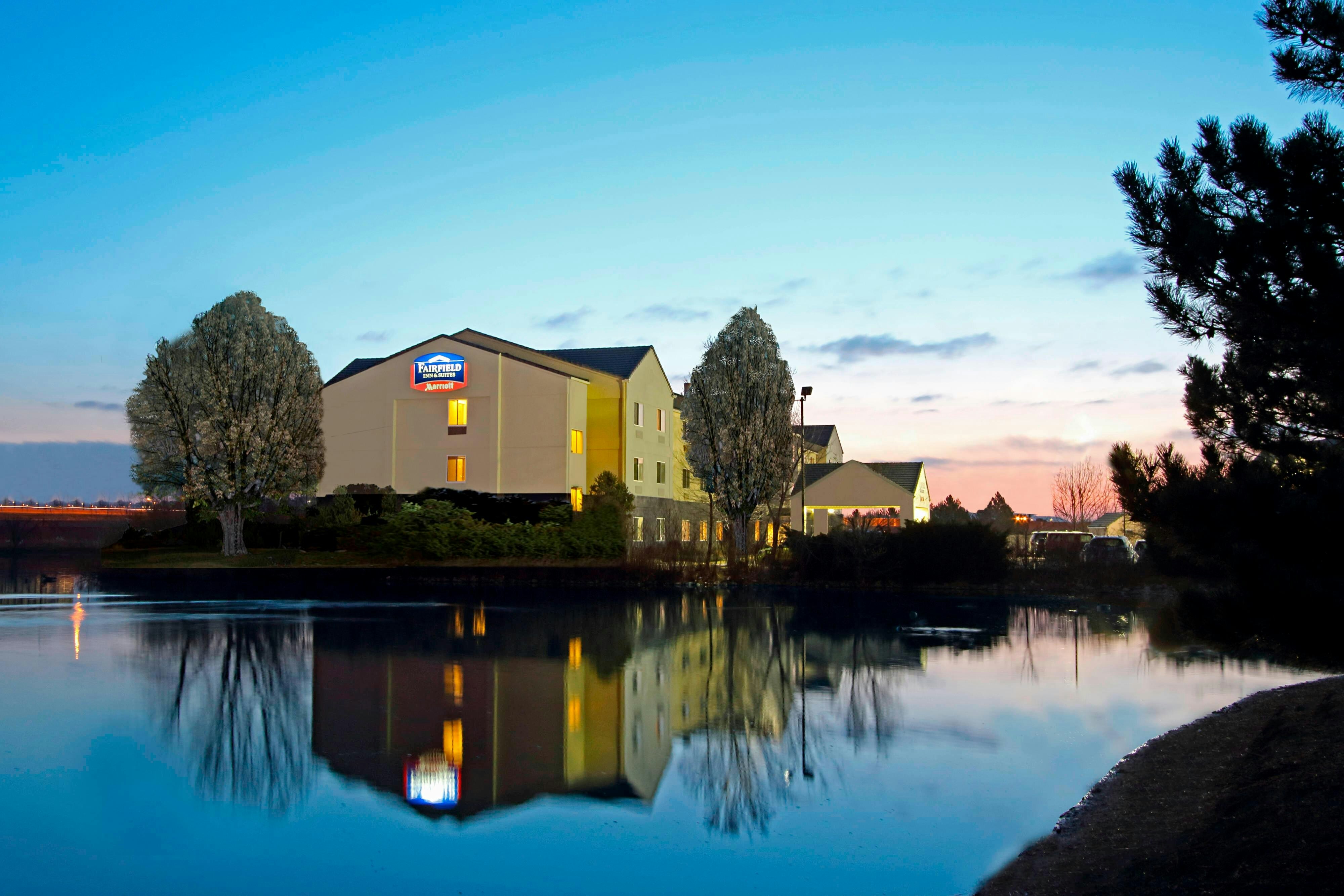 Fairfield Inn Suites By Marriott Colorado Springs South 9/10