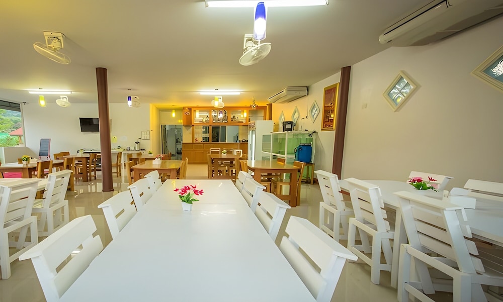 Phuket Airport Villa 68/80