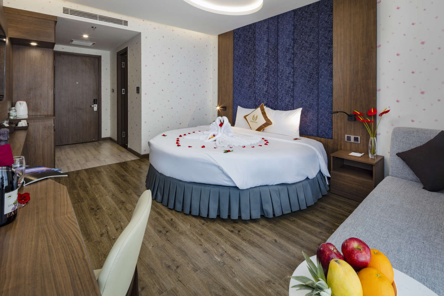 Honeymoon, Deluxe, Partial Sea View