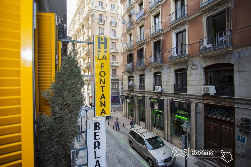 Hostal La Fontana 4/65