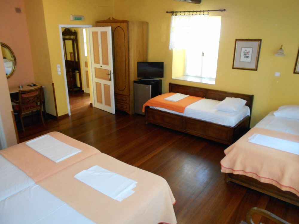 Design, Quadruple, 4 Beds