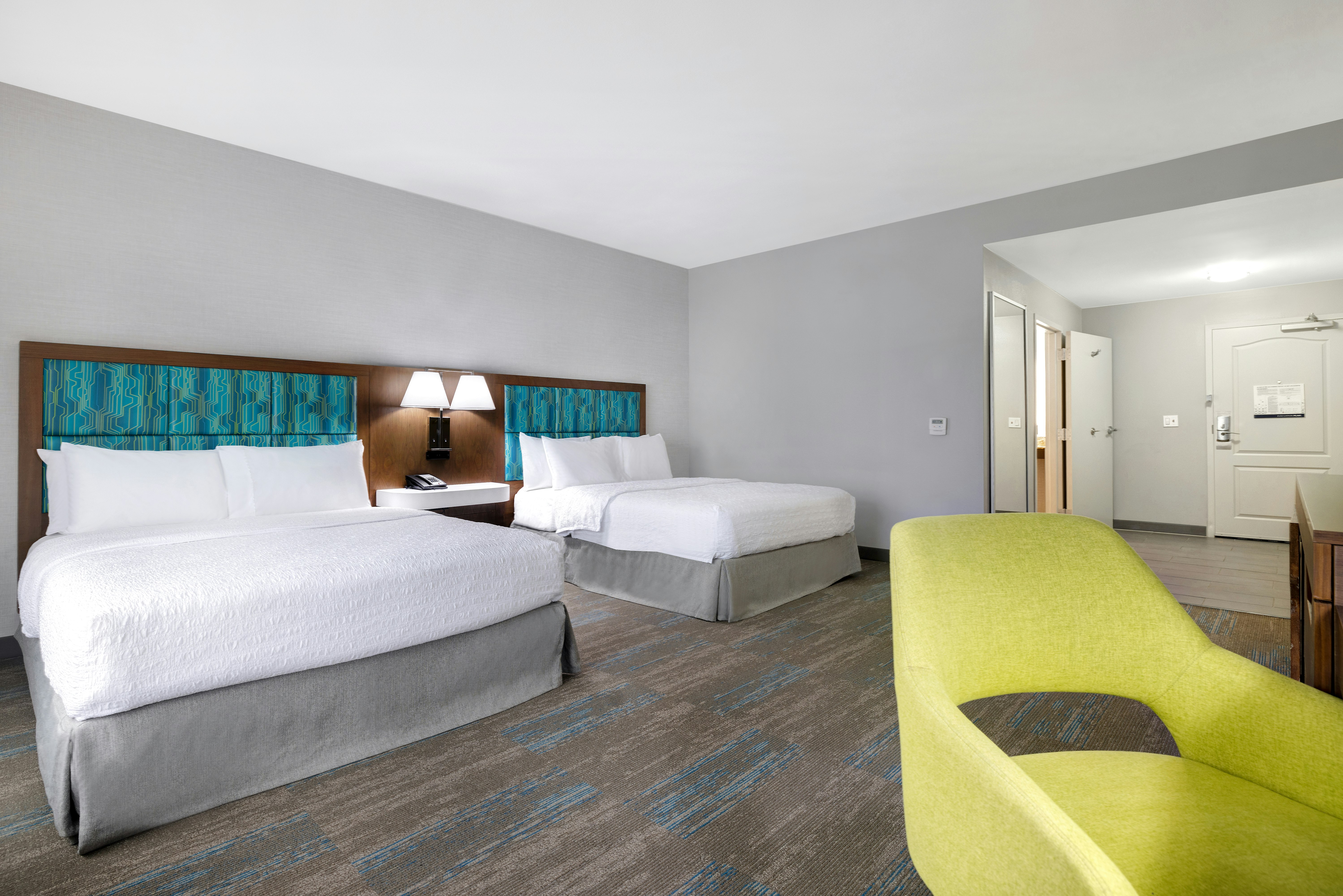 room, 2 queen beds