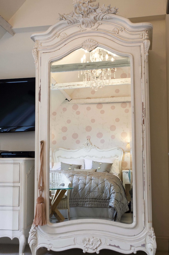 Windfalls Boutique Hotel 5/26