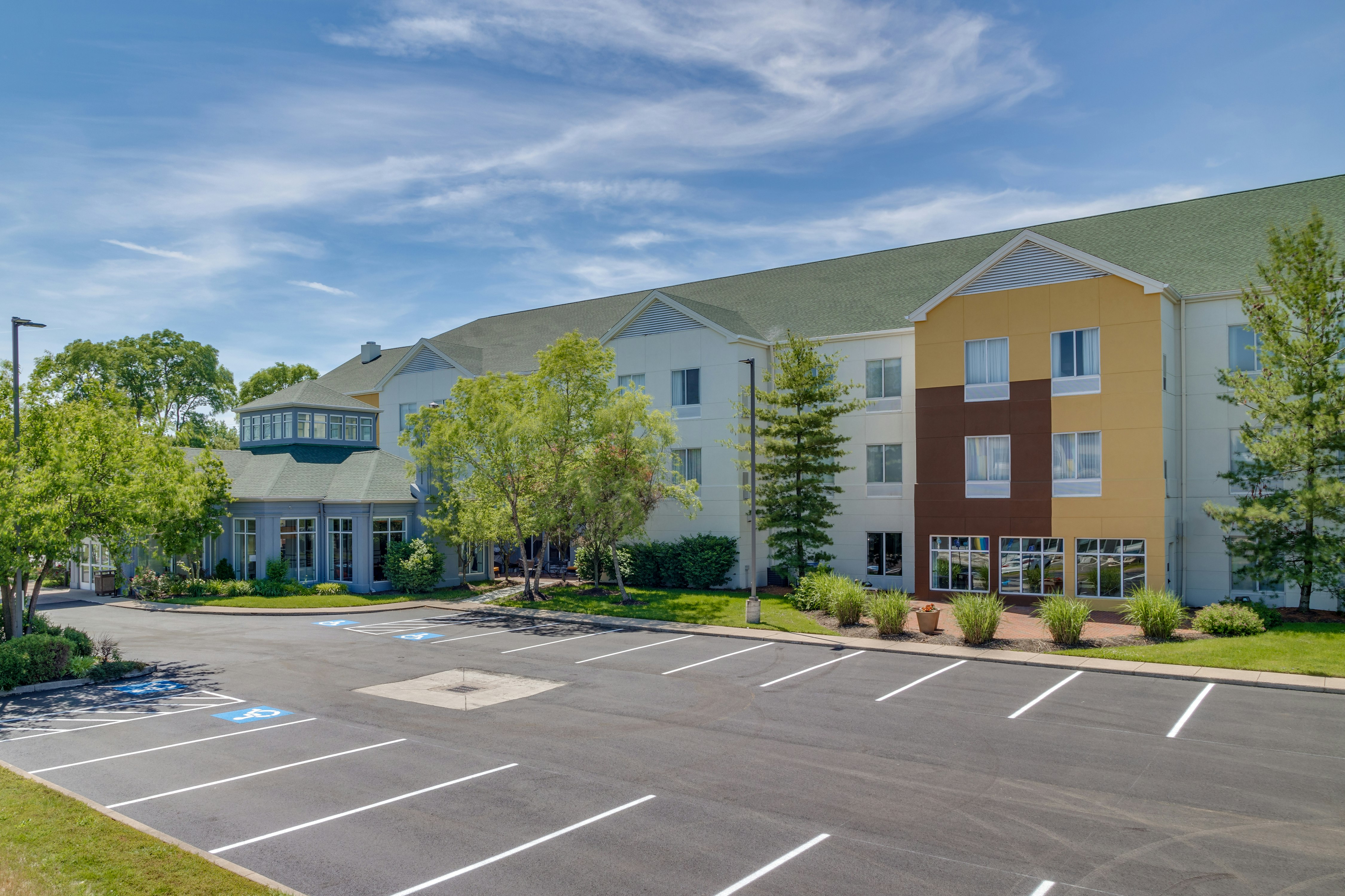 HILTON GARDEN INN CINCINNATI-SHARONVILLE 9/16