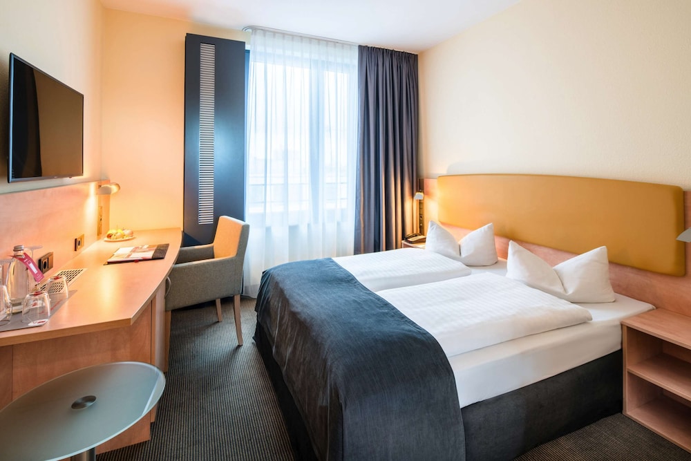 INTERCITYHOTEL HAMBURG HAUPTBAHNHOF 8/22