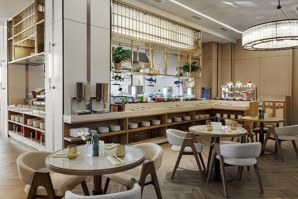Radisson Blu Hotel, Almaty Airport 106/120
