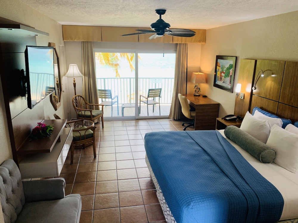 Emerald Beach Resort 39/74