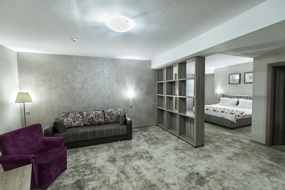 PRESTIGE BOUTIQUE HOTEL CRAIOVA 48/65