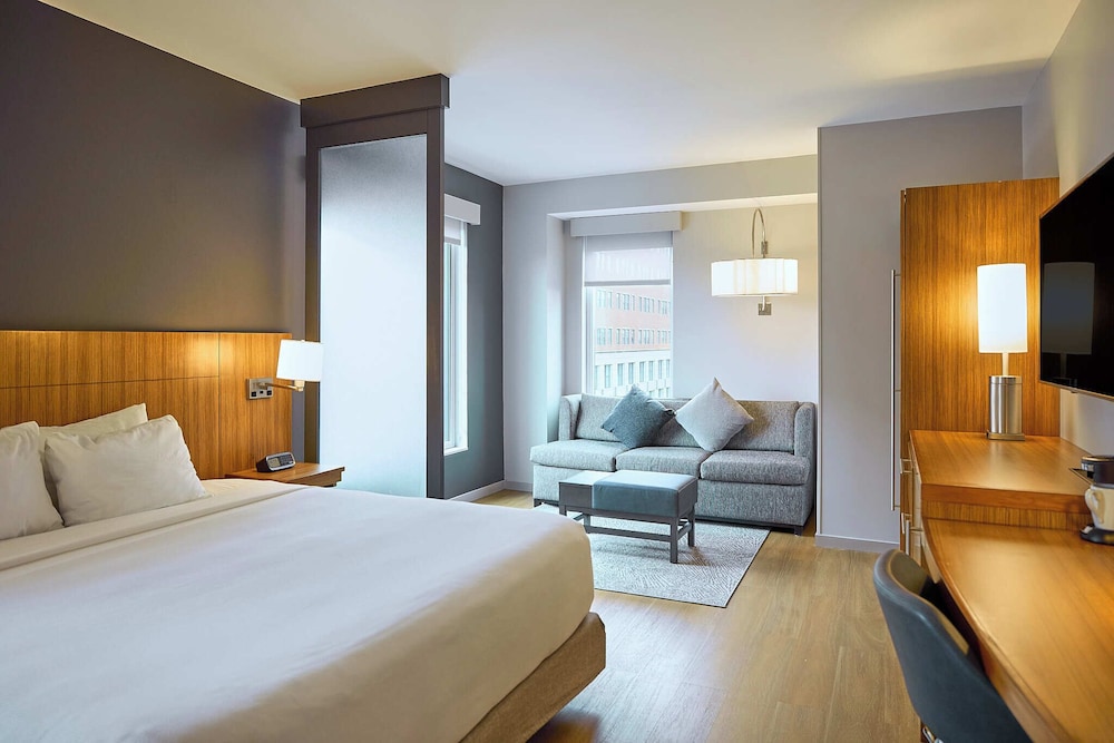 Hyatt Place Portland-Old Port 15/73