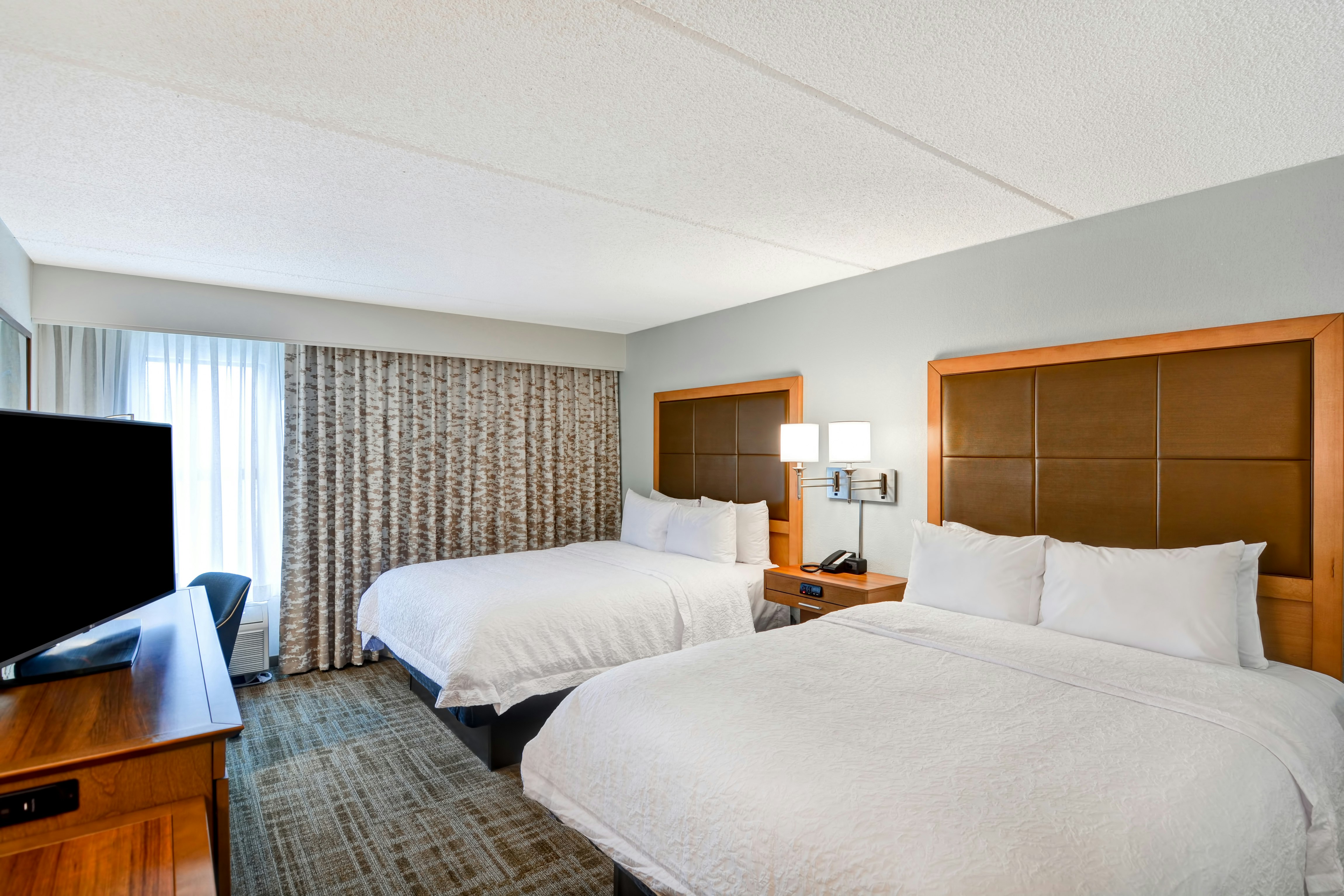 Hampton Inn Albany Wolf Road 15/65