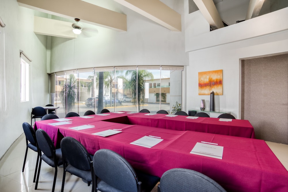 Hotel Maioris Guadalajara 37/44