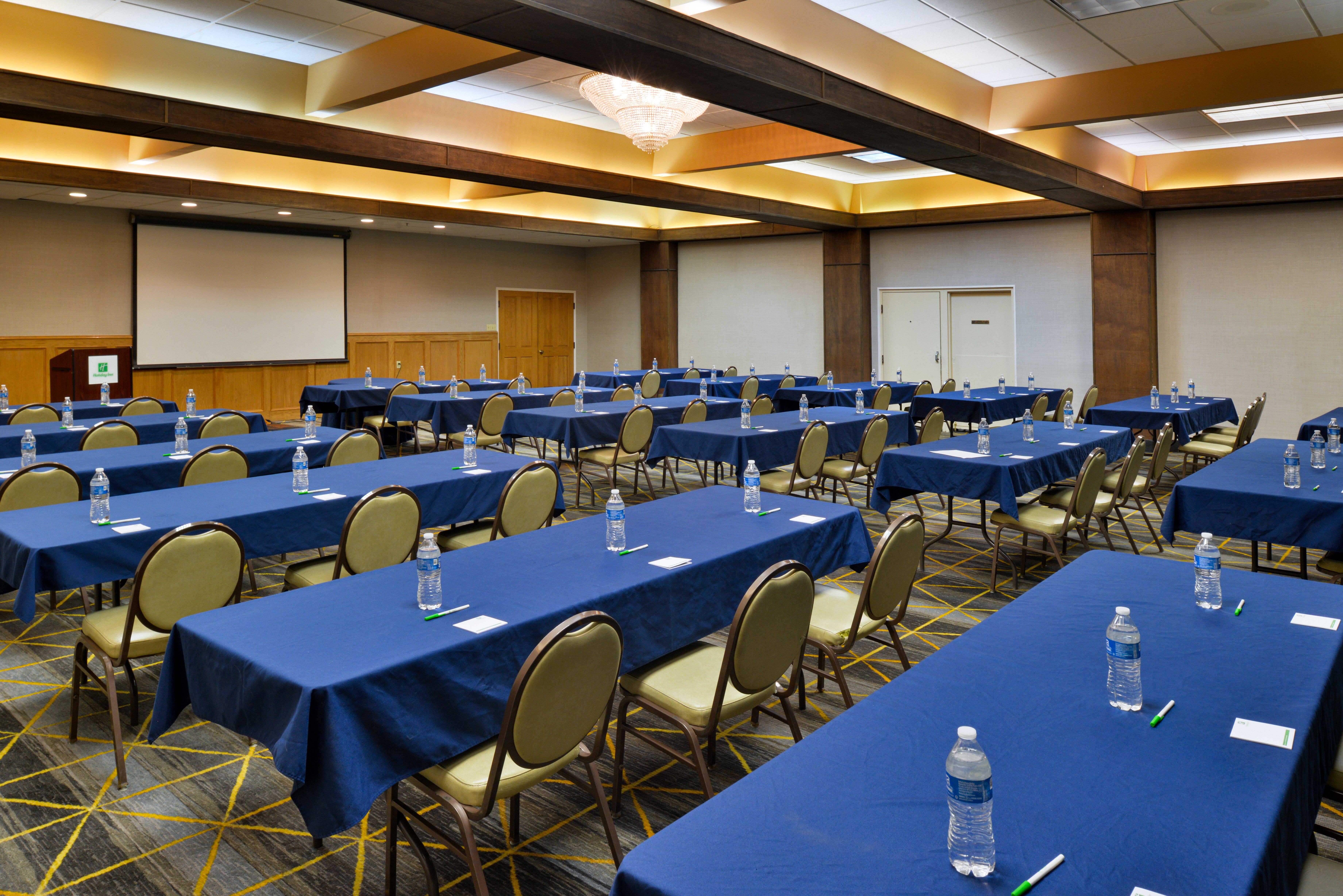 Holiday Inn Great Falls 56/74