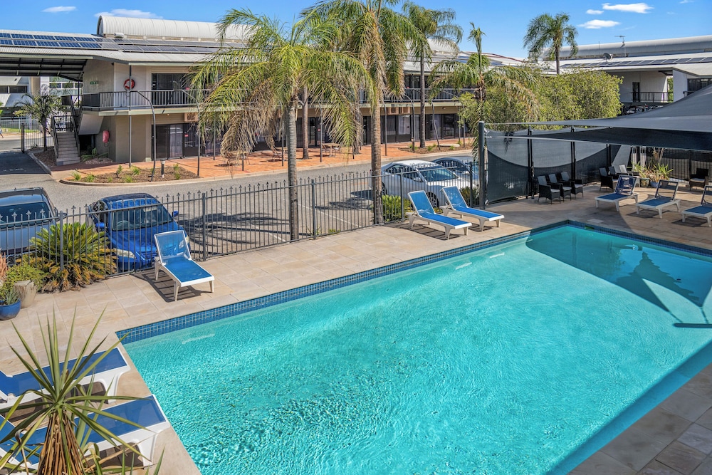 greet Hotel Alice Springs 53/57