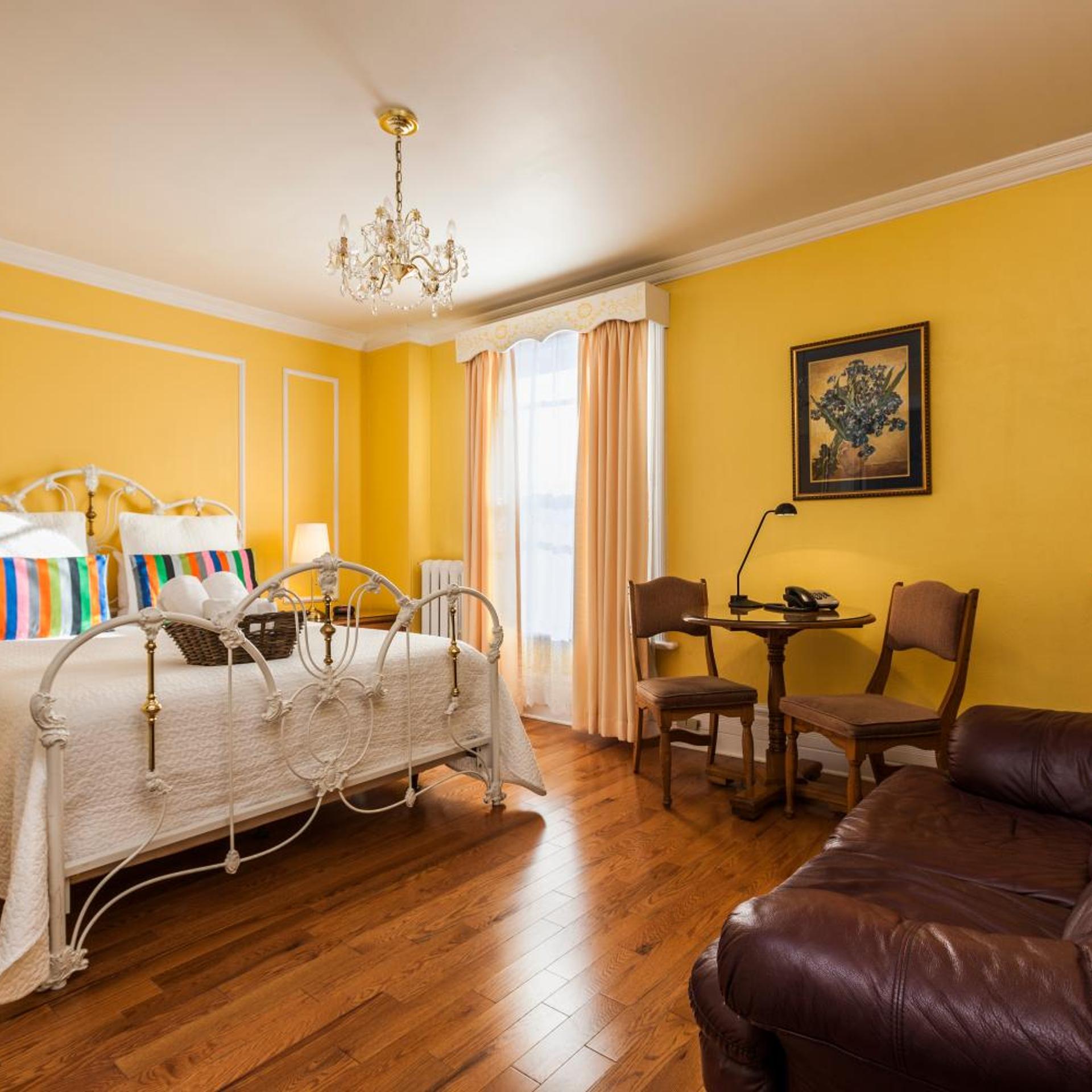 Hotel Chateau de l Argoat 32/50