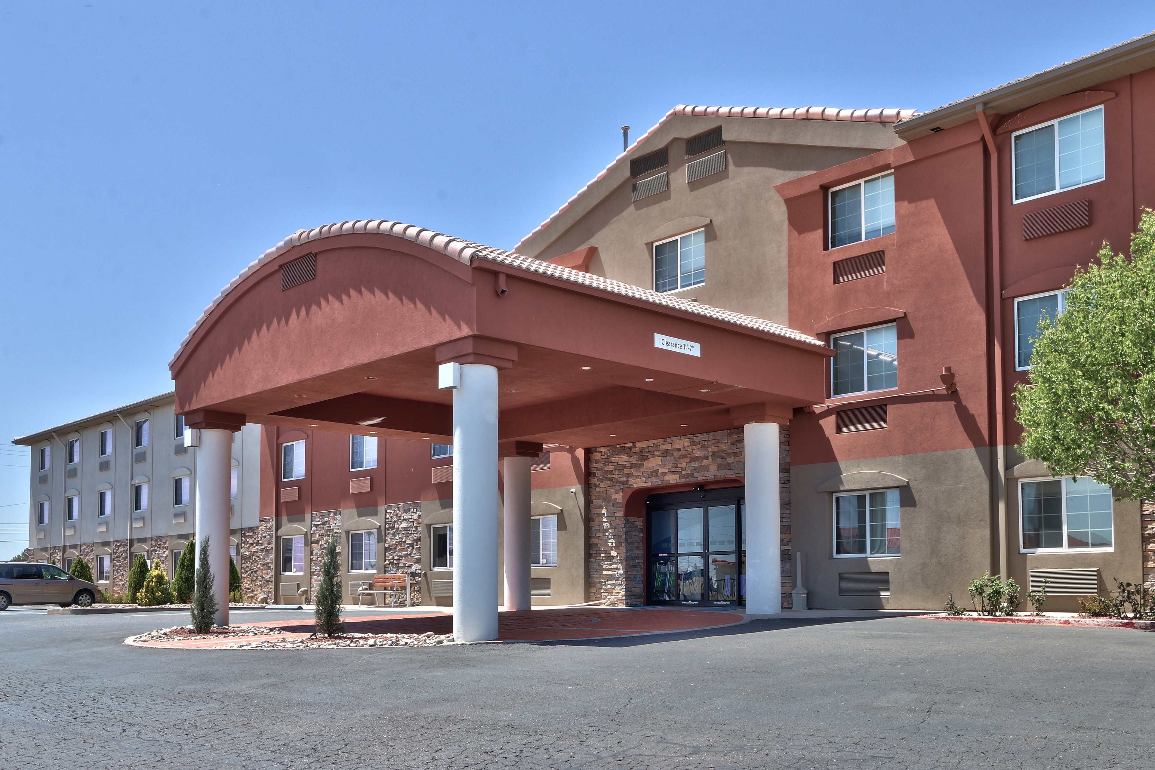 Holiday Inn Express Santa Rosa 4/50
