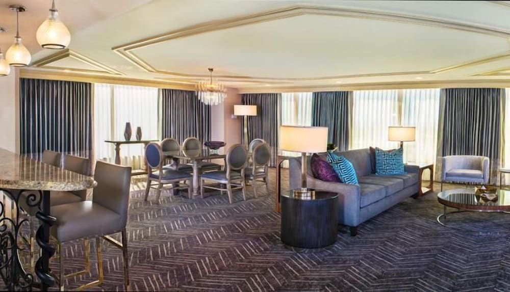 Suncoast Hotel And Casino 18/44