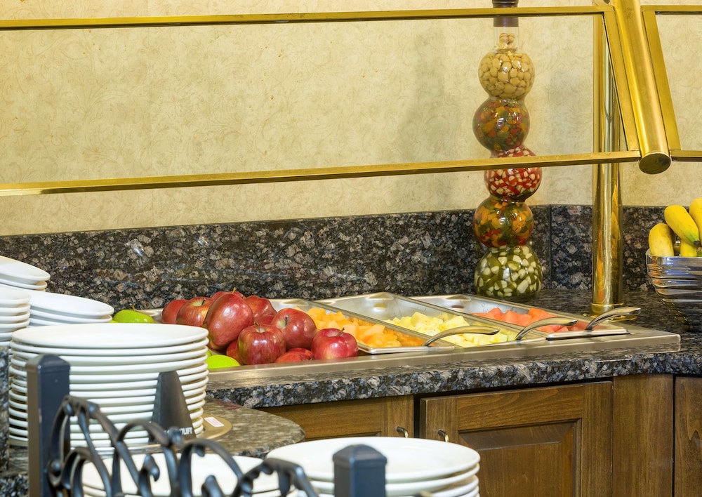 DoubleTree by Hilton Boston - Milford 45/58