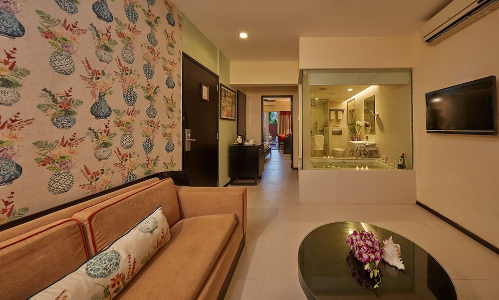 Royal Orchid Beach Resort & Spa, Goa 6/67