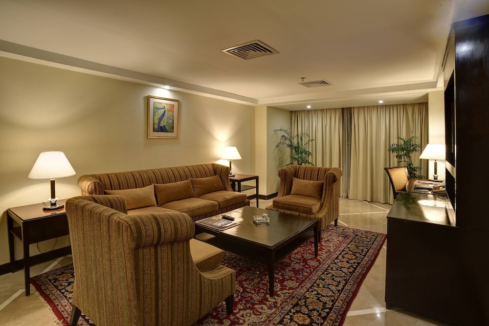 ISLAMABAD MARRIOTT HOTEL 11/15