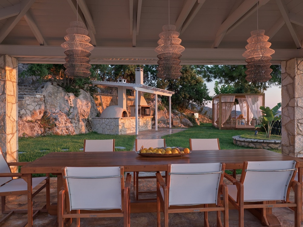 Serenus Luxury Villa 19/41