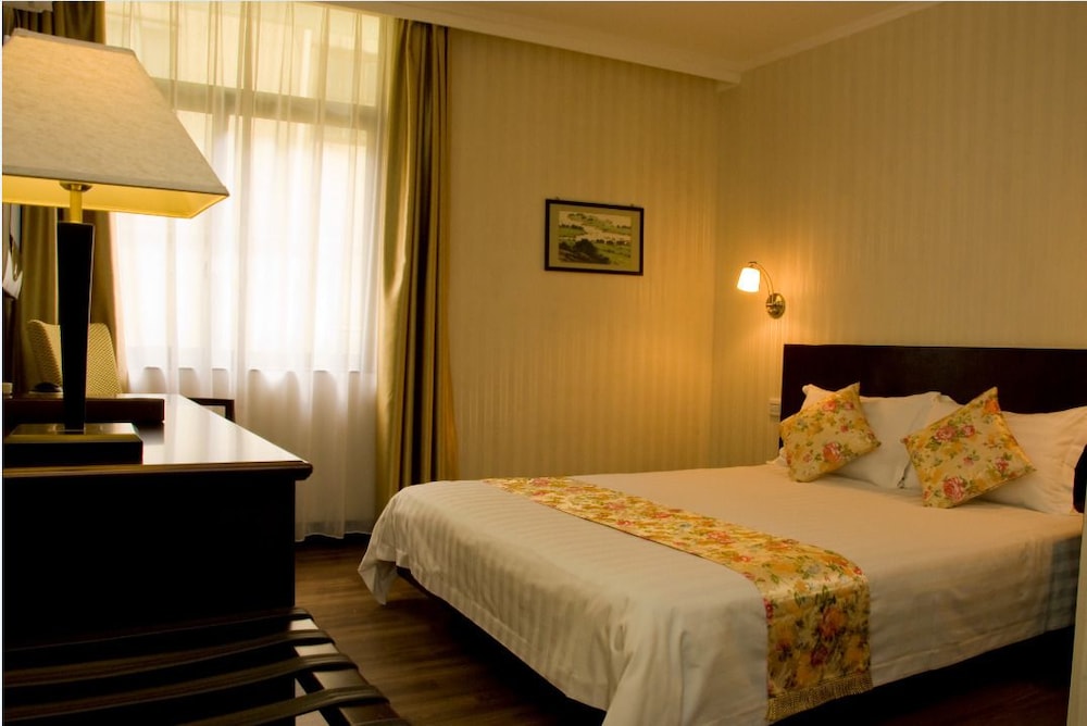 Guang Dong Grand Hotel 33/68