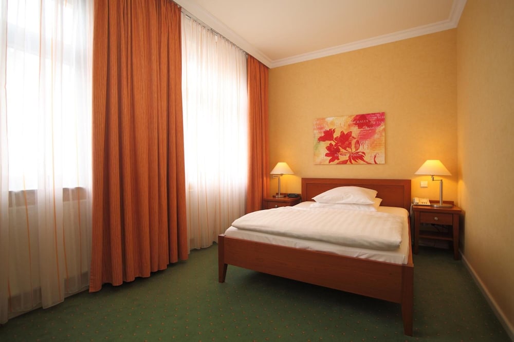 Hotel Alster Hof 17/60