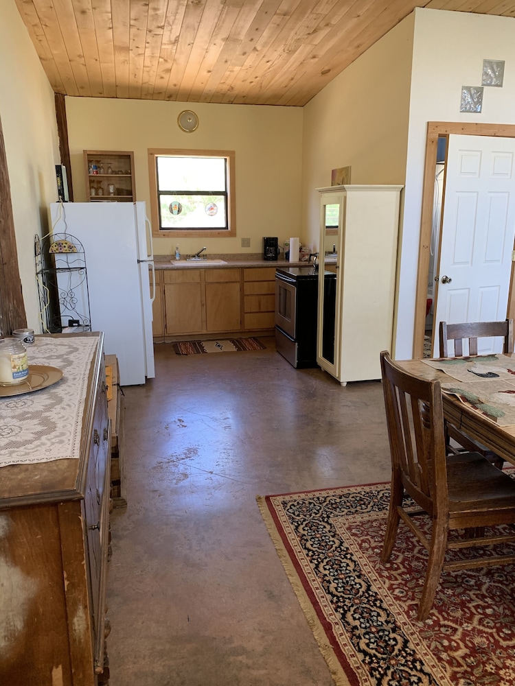 Davis Mountains Inn 5/40