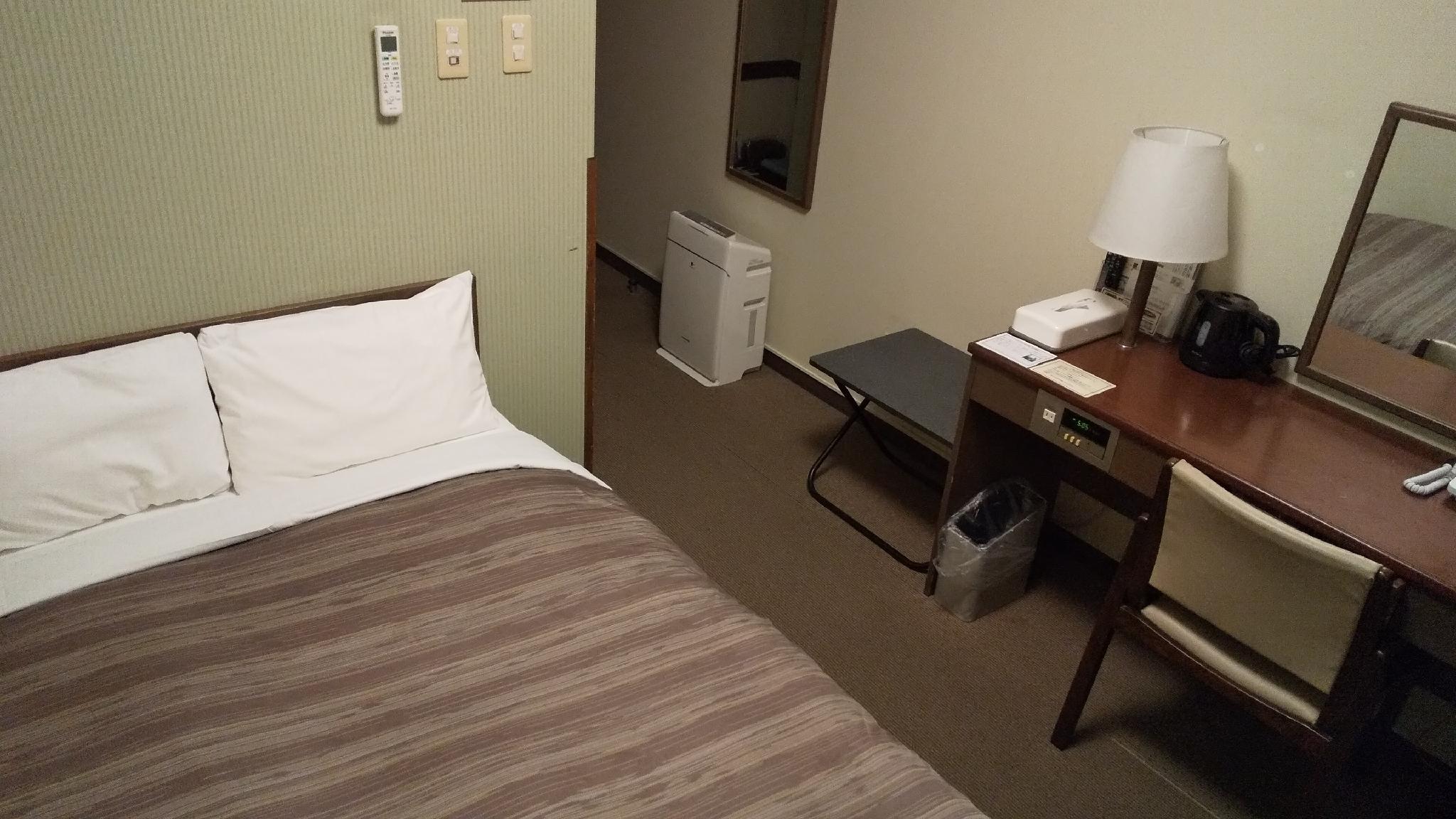 Semi Room, Single, Semi Double Bed, Smoking