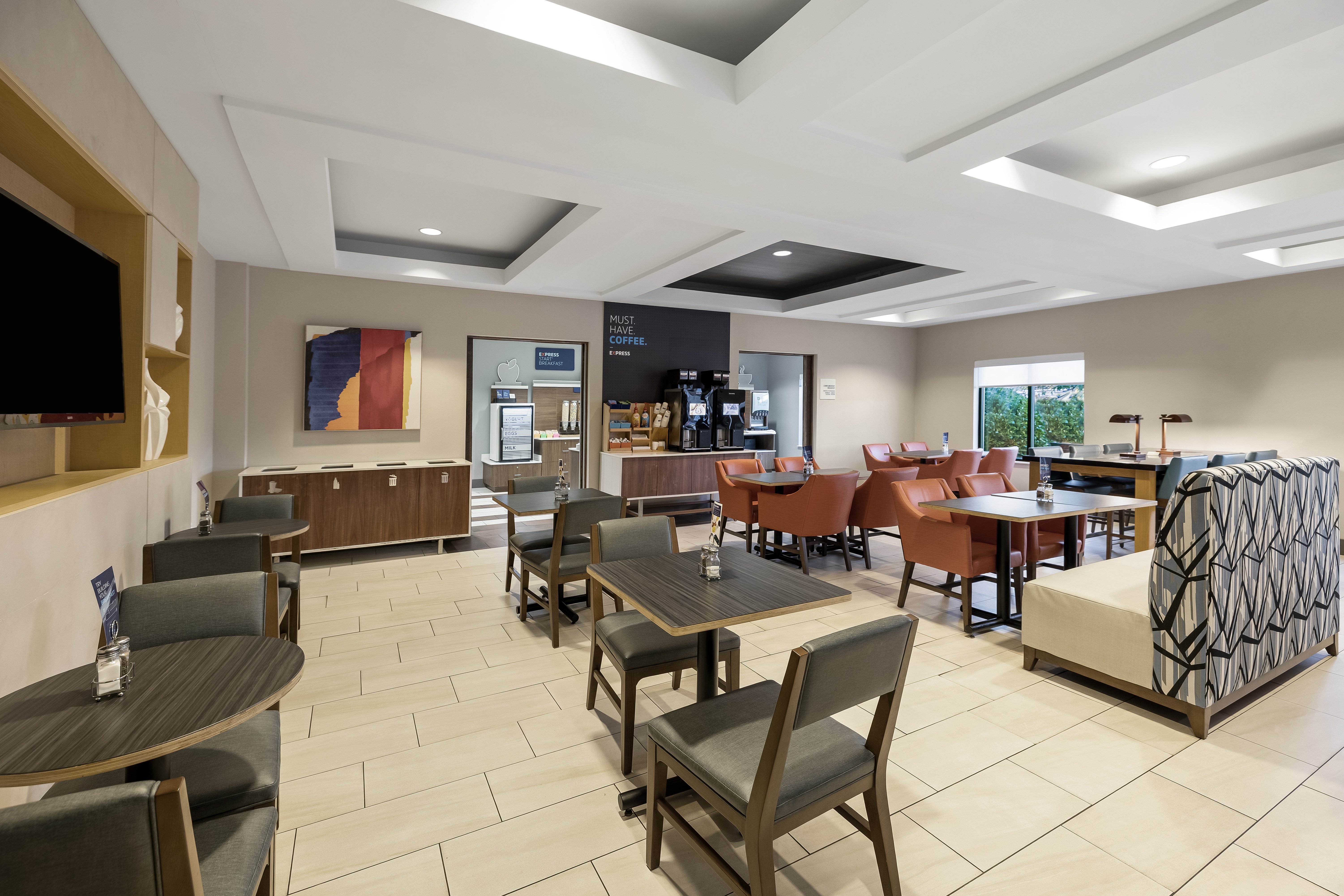Holiday Inn Express Hotel Suites Rolla Univ of Missouri Rolla 38/51