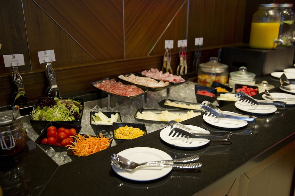 Hugos Boutique Hotel - Adults Only 60/76
