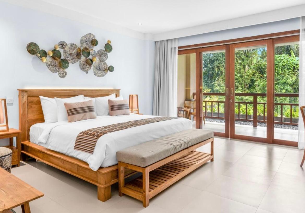Suite, 6 King Beds, Jungle View