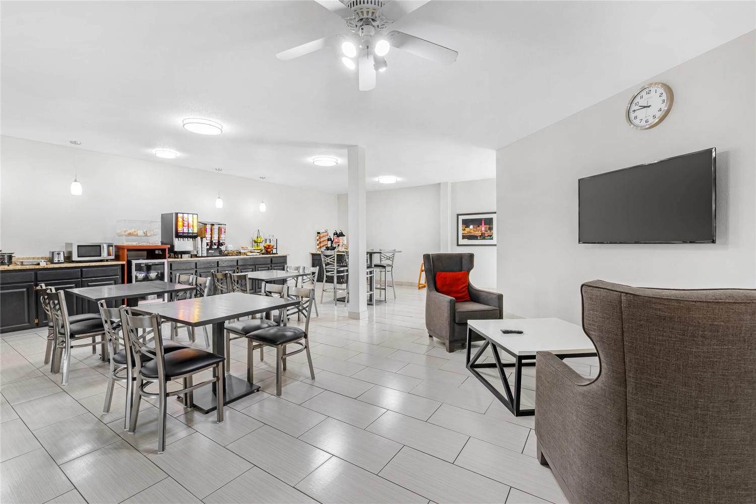 MainStay Suites Madison Airport 42/52