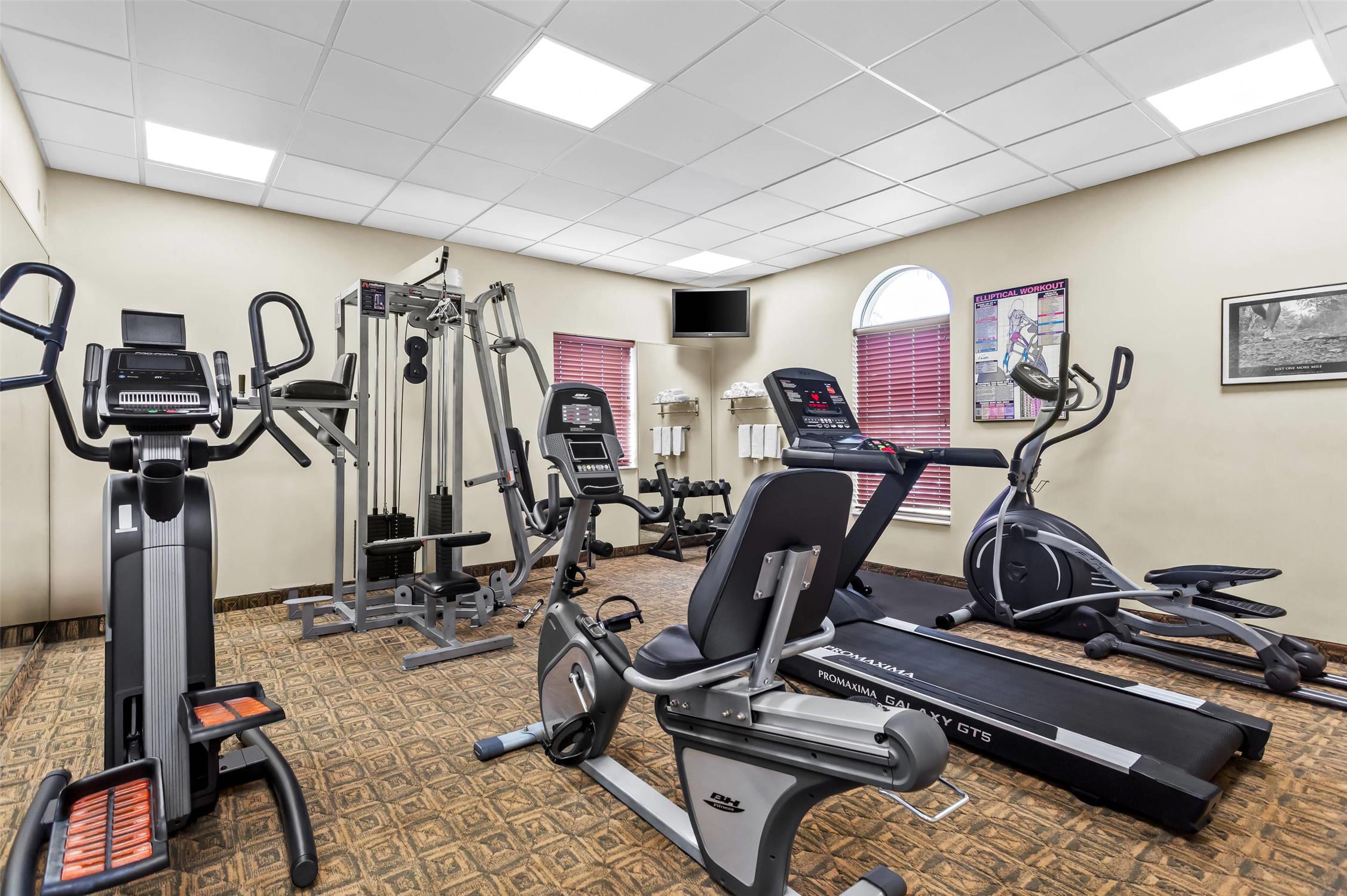 Quality Inn Tampa Airport - Cruise Port 41/69