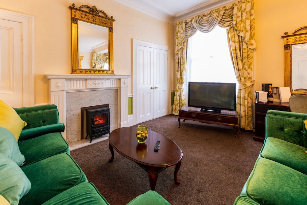 Penthouse Suite