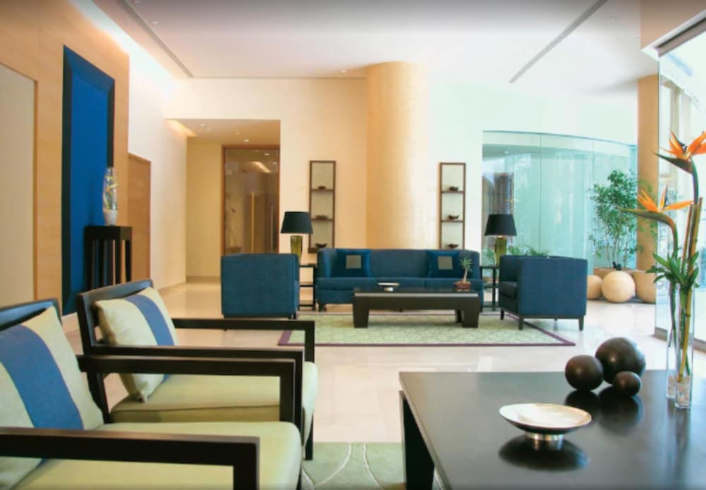 Taj Wellington Mews Luxury Residences 44/63