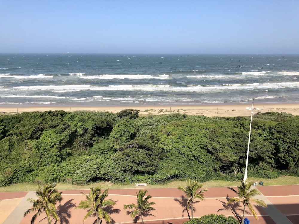 Belaire Suites 43/50