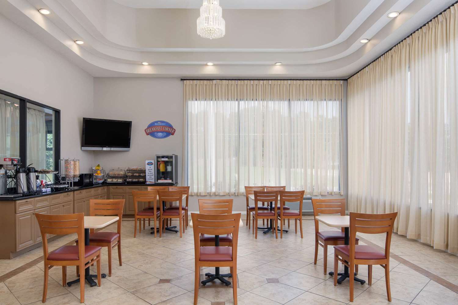 Baymont by Wyndham Douglasville Atlanta 4/10