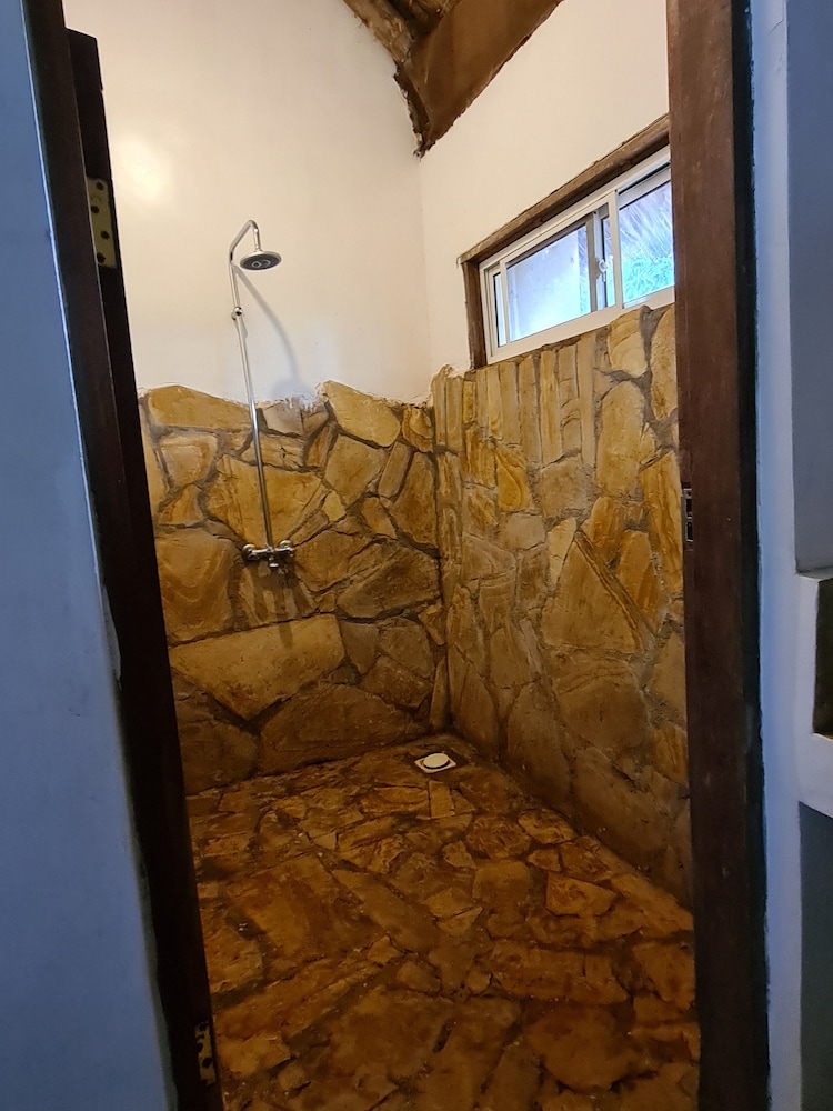 Honey Badger Lodge 11/28