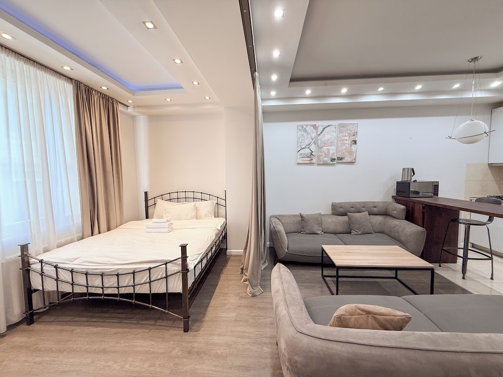 Maxela Apartments 26/50