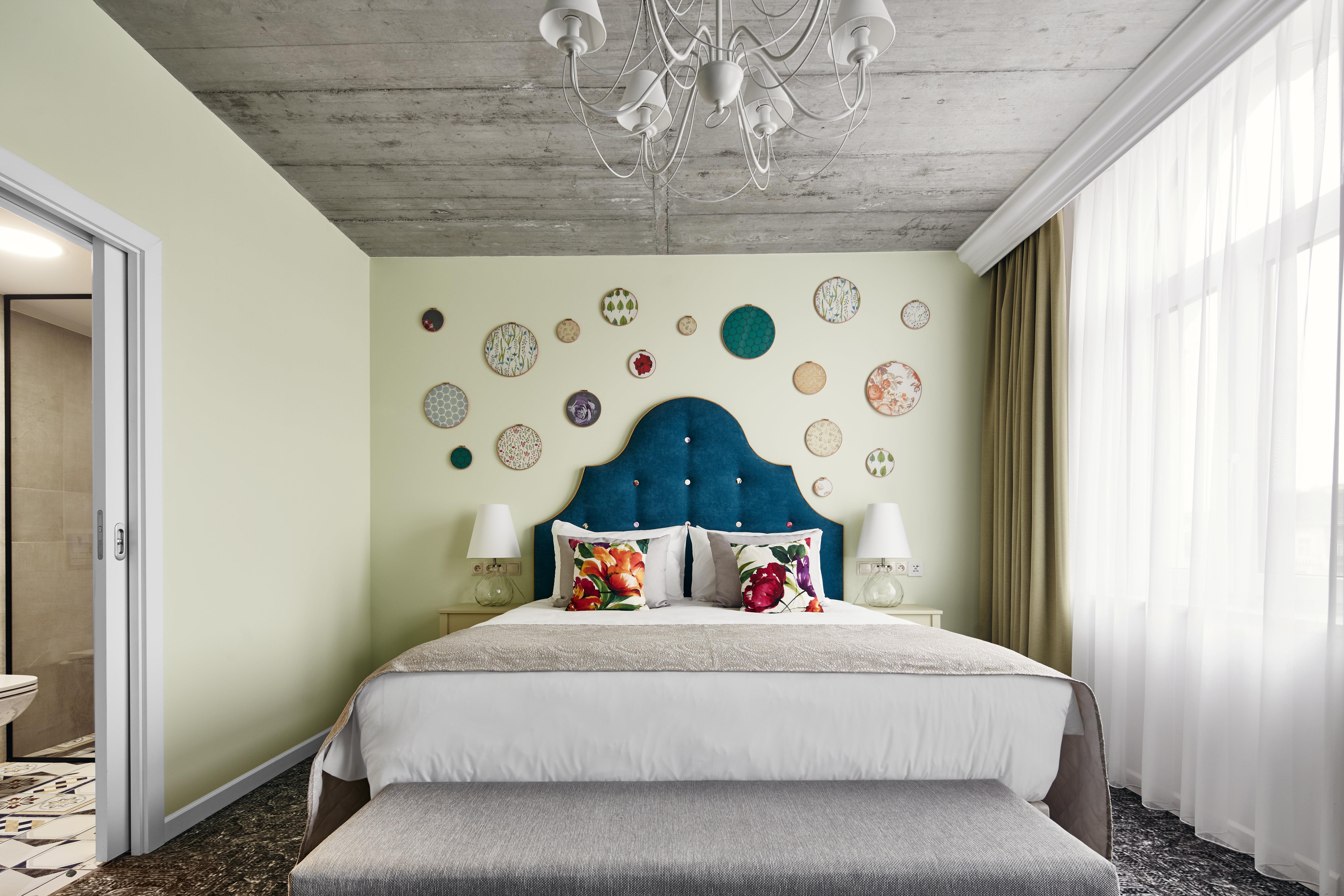 Room, King Bed