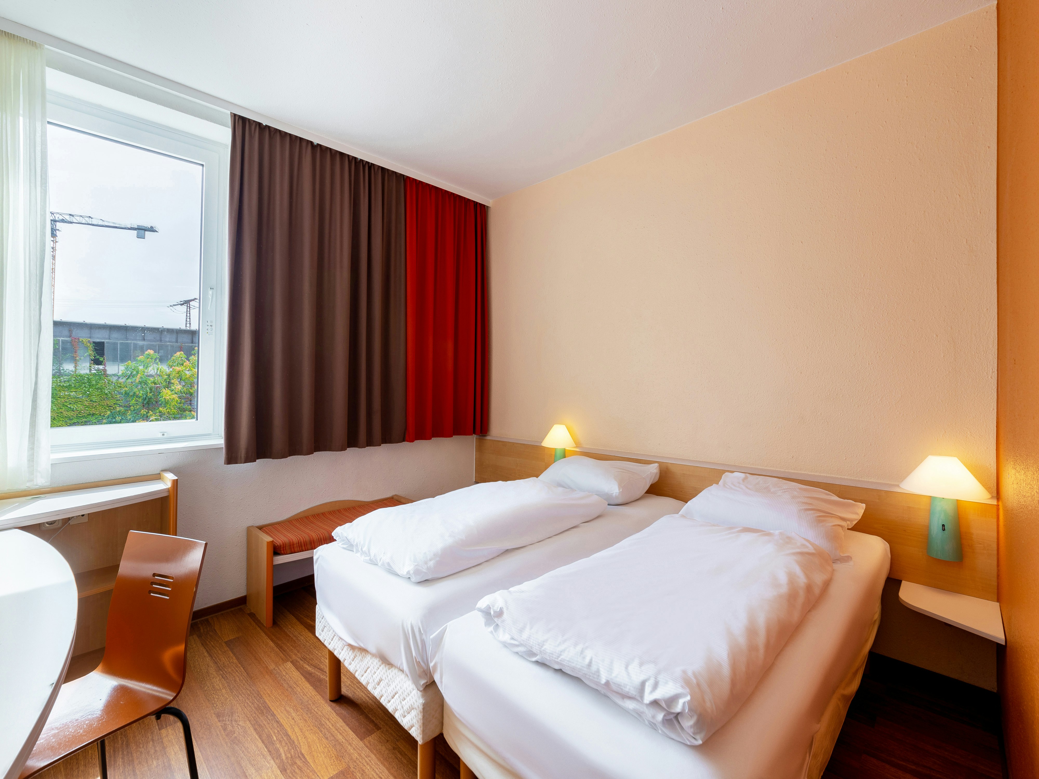 B&B Hotel Duisburg Hbf-Nord 12/30