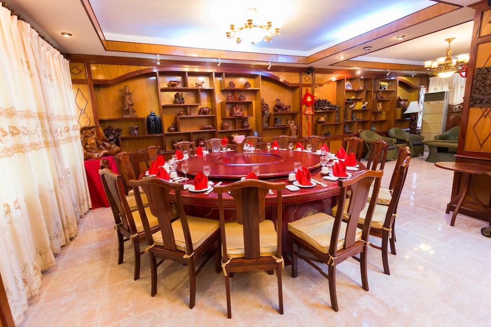 MEKONG HOTEL 34/50