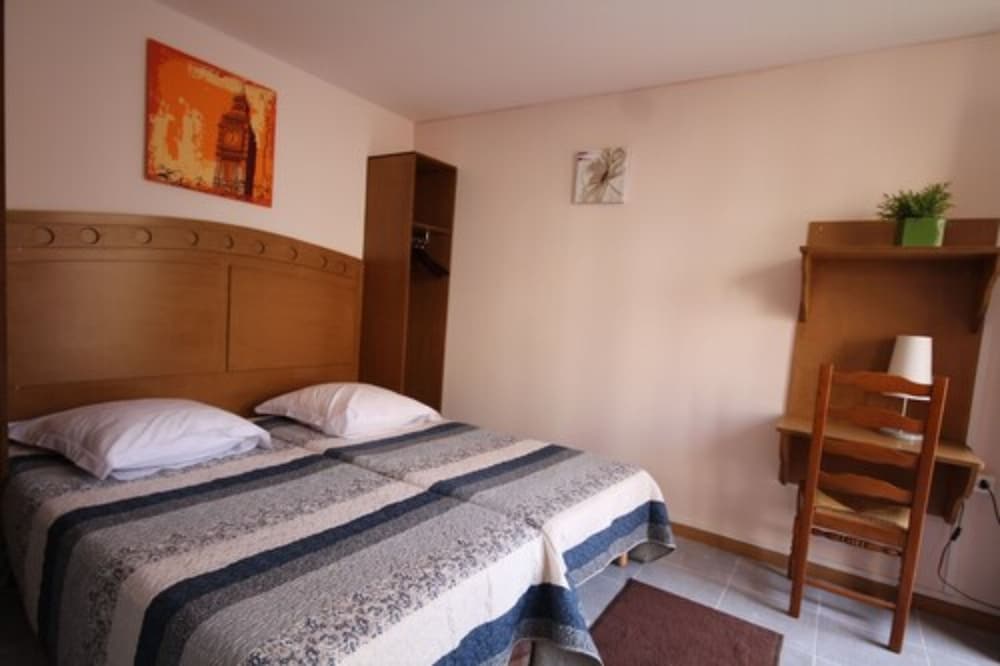 Hotel Rachel 9/41