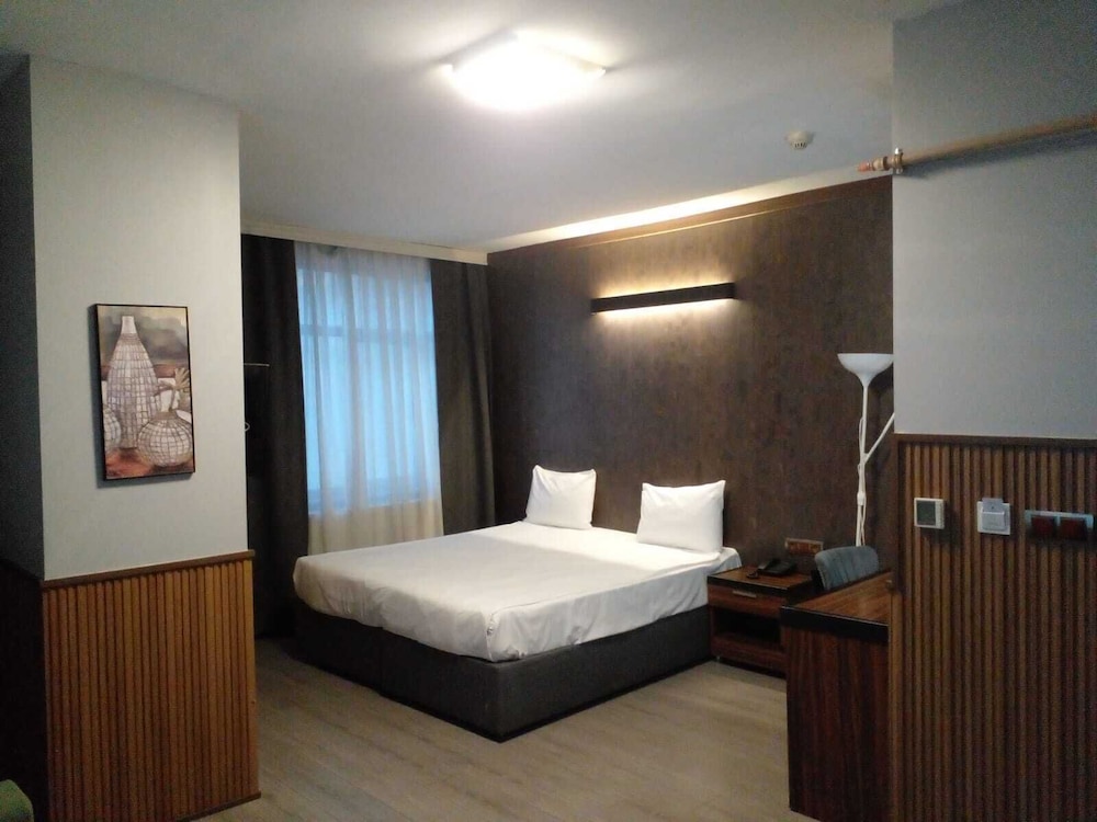 Hotel Atabay 20/48
