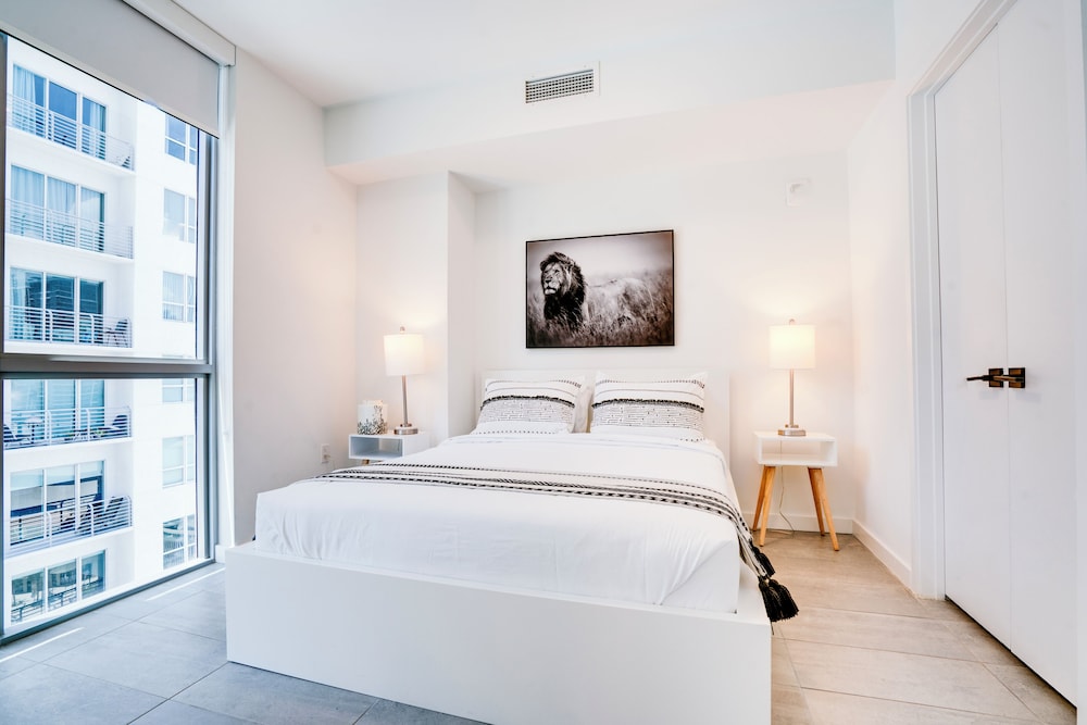 YOTEL Miami, Select by Hilton 8/50