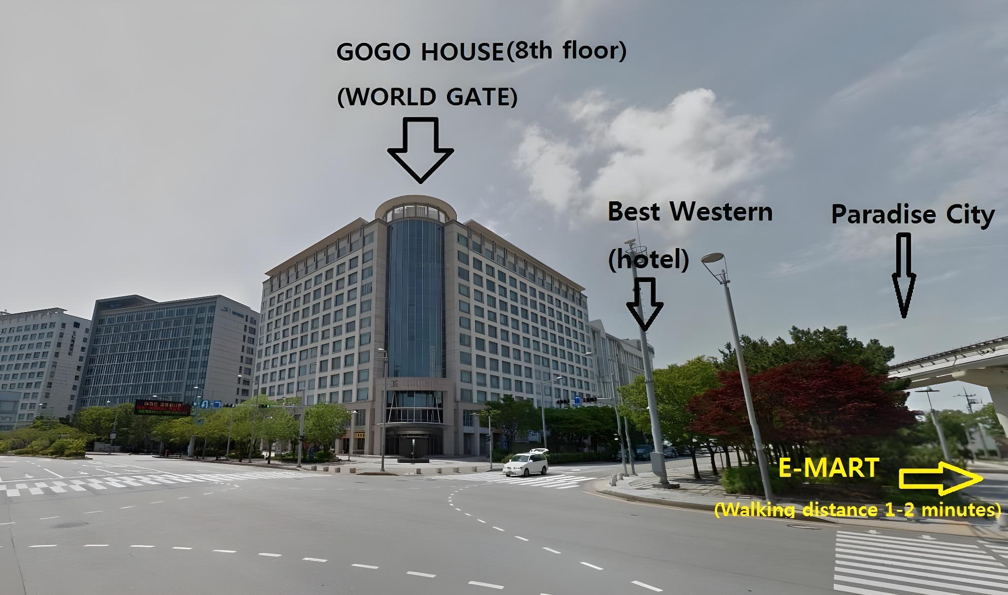 Room, Double or Twin Bed