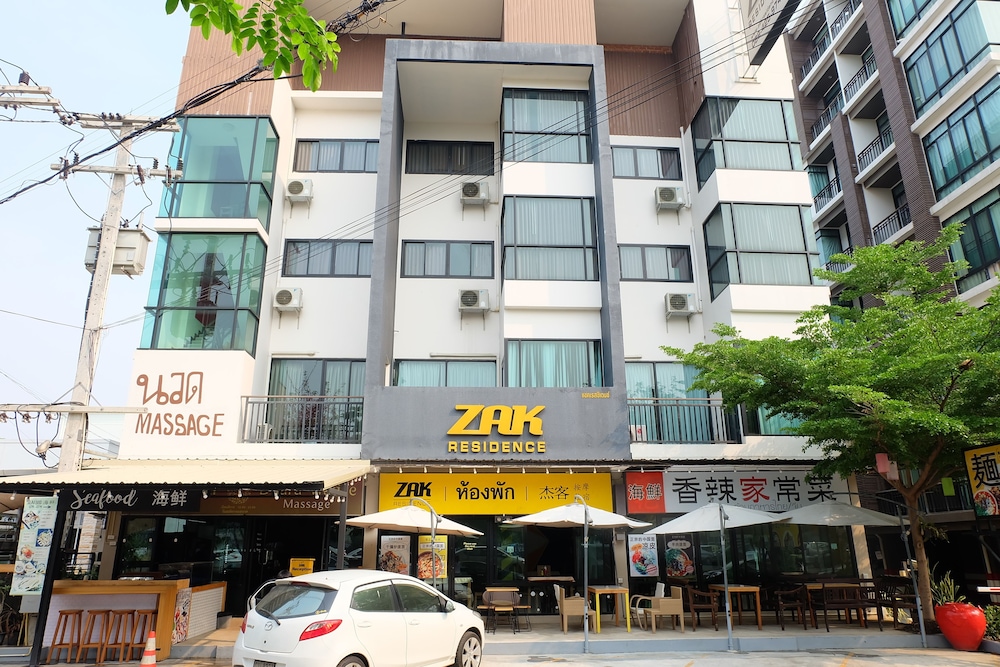 Zak Residence 1/59