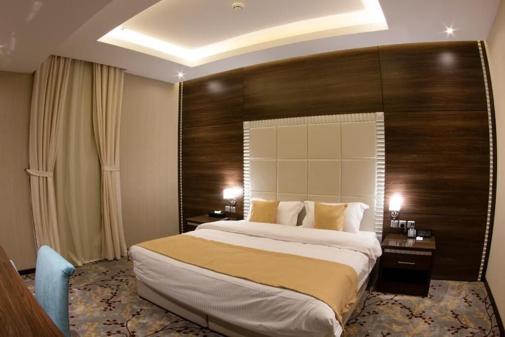 Ayan furnished units and Suites 12/50