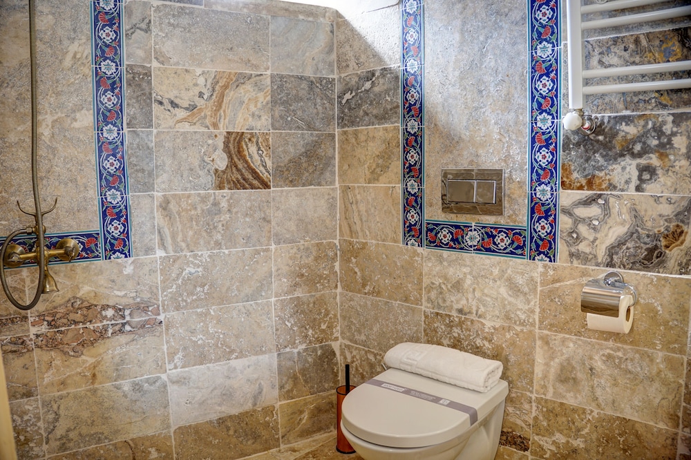 Nari Ask Cave Hotel 43/50
